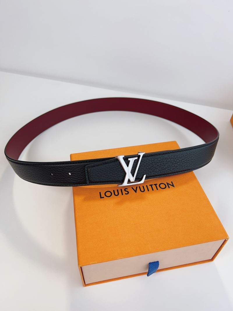 l0vis Vvtt0n belts